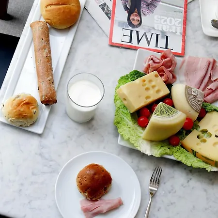 Colonna 32 Pensionat Rom