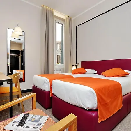 Colonna 32 Πανσιόν 4*