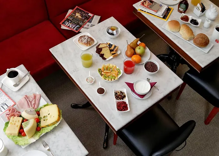 Colonna 32 Gasthuis 4*