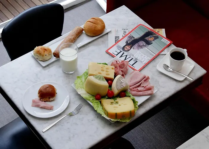 Colonna 32 Gasthuis 4*